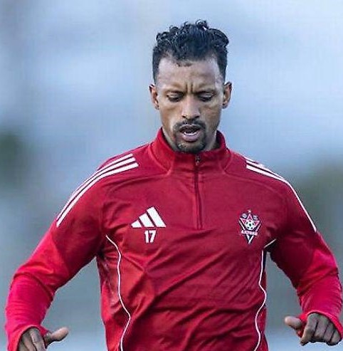 Нани недоволен качеством футбольного поля в Актобе