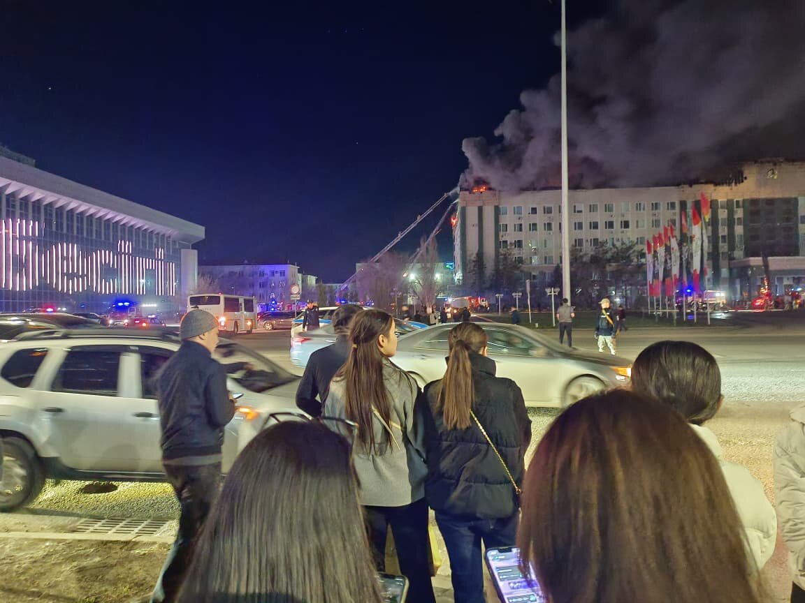 Асхат Шахаров сделал заявление после пожара в акимате Актюбинской области