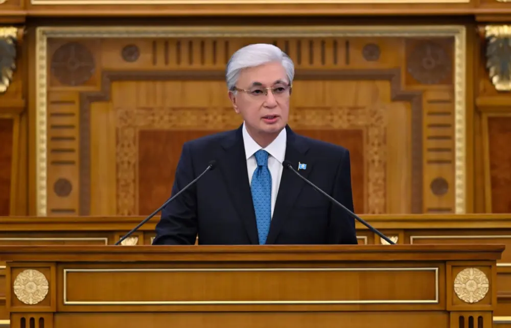 В Казахстане усилят контроль за защитой прав учителей